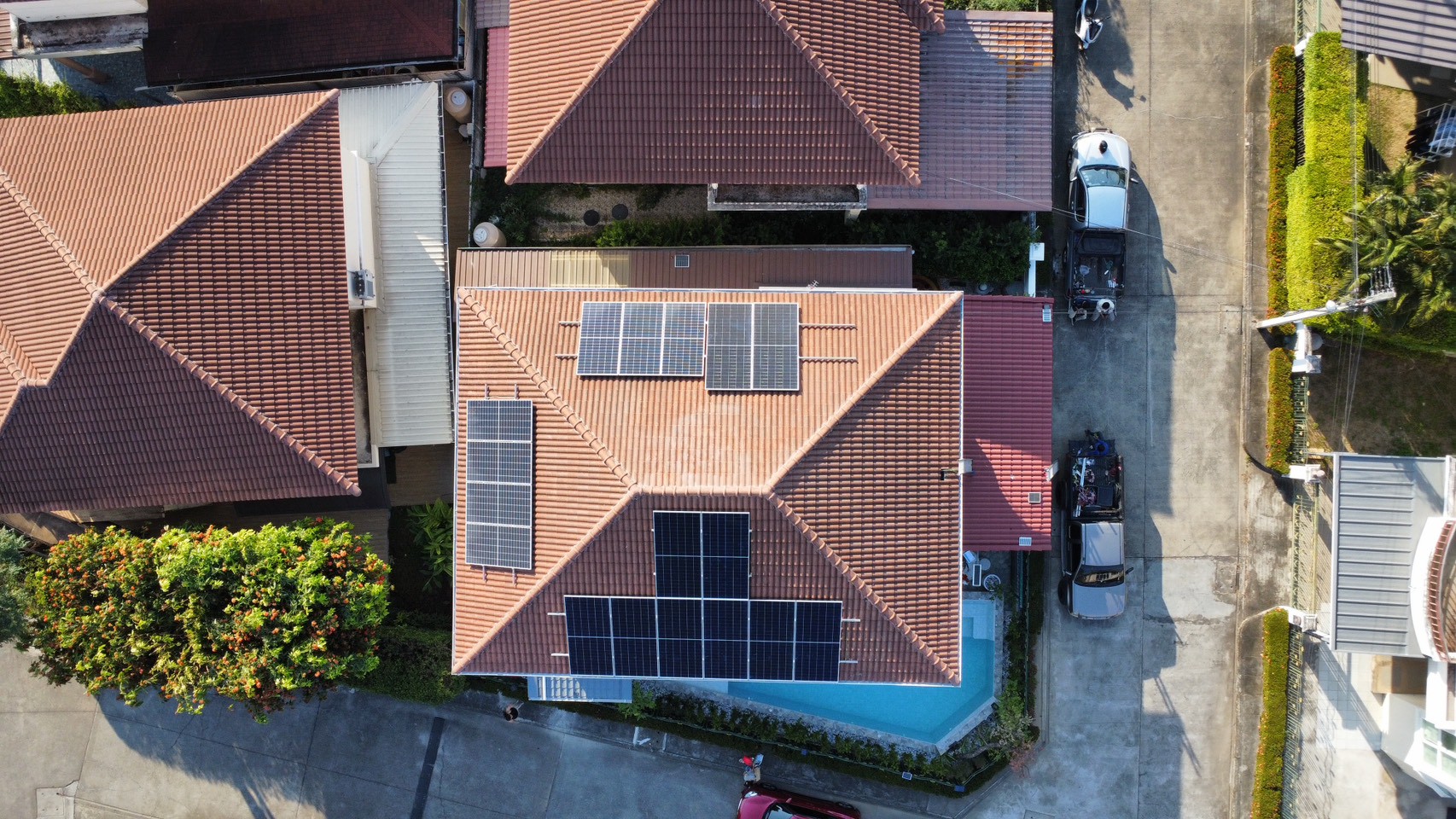 คุณชิตกวี จำรัสโรมรัน เดิมลูกค้าติด 3kW เพิ่มแผง 2 แผง ติดตั้งเพิ่ม 5kW 1P (เชียงใหม่)